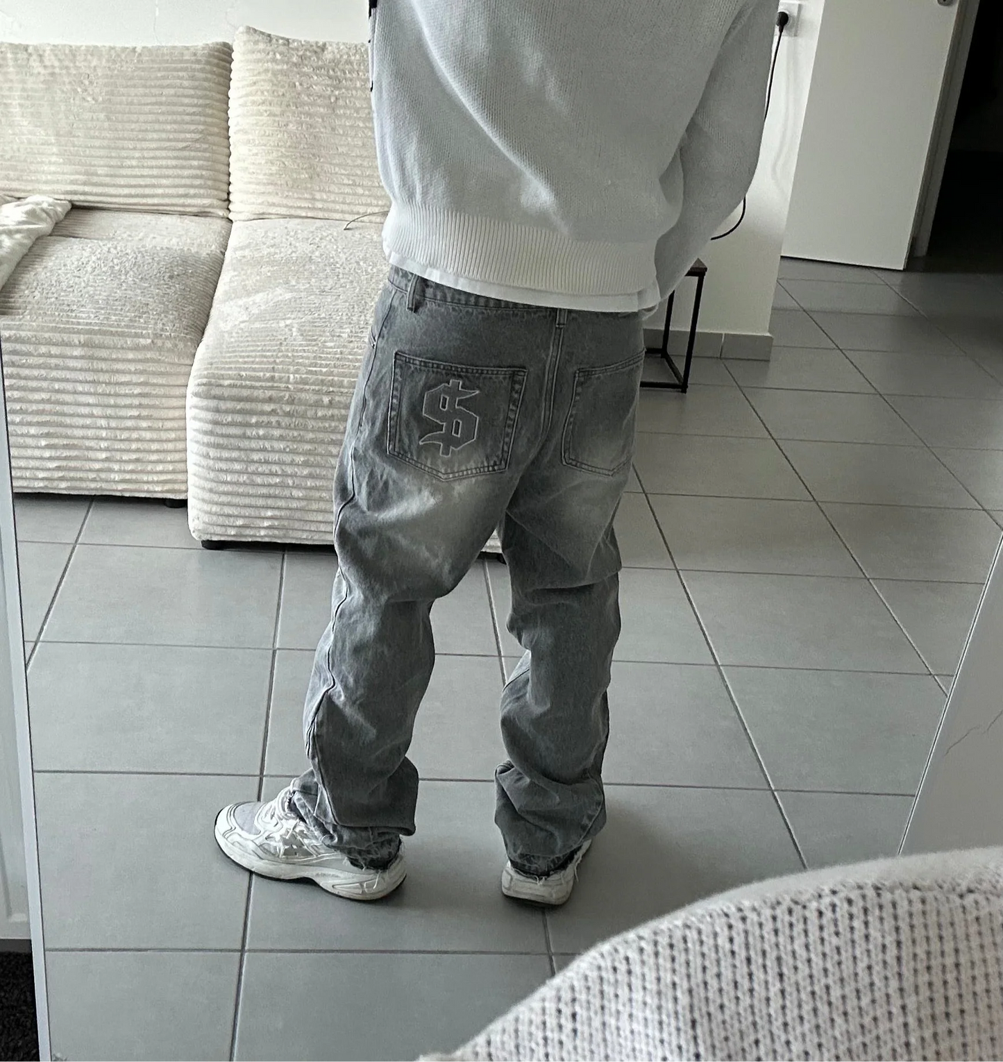 RAW EDGE GREY WASH DENIM