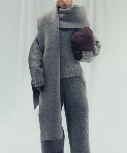 WOOL KNIT DUVET SCARF | BROWN